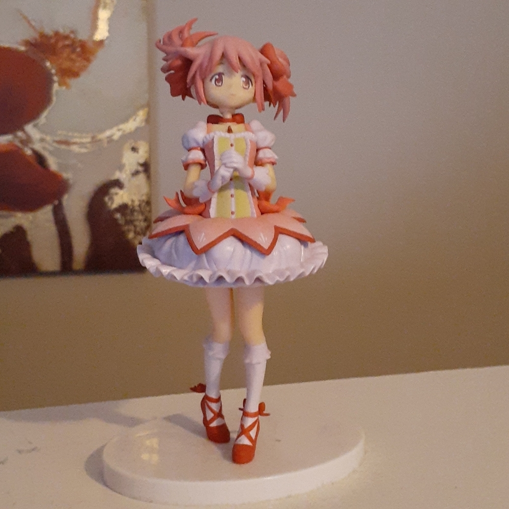 Madoka Magica figurine